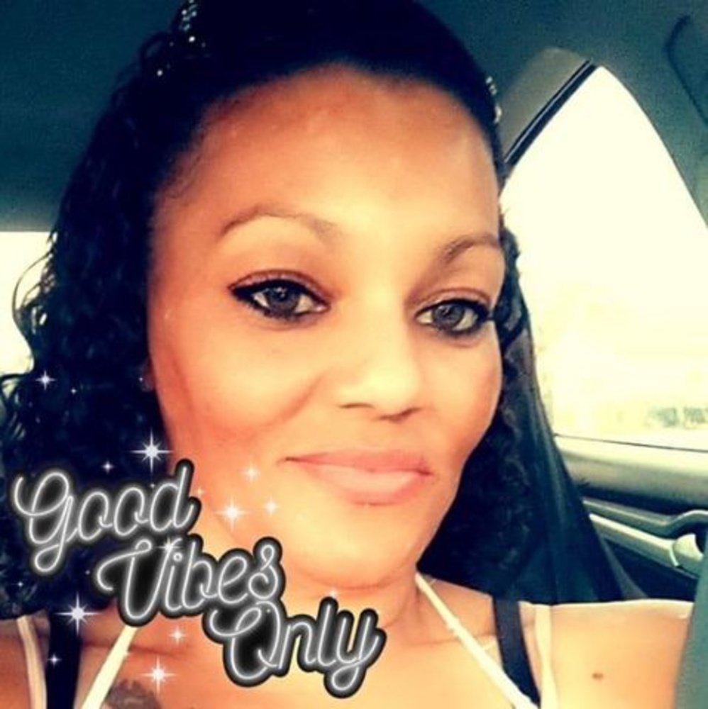 Meet your Posher, Cara